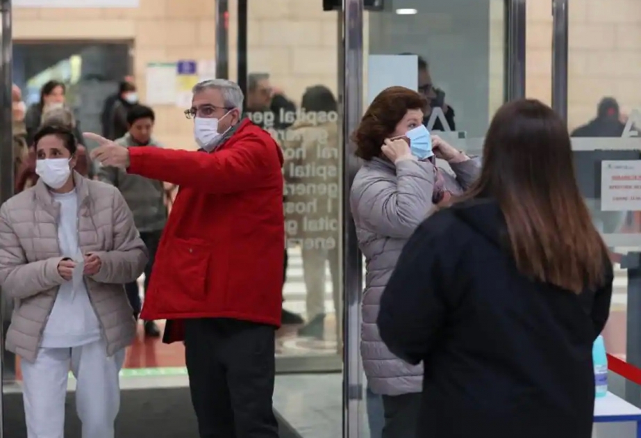 В системе здравоохранения Испании в разгар роста заболеваемости гриппом лишились работы 8530 медработников