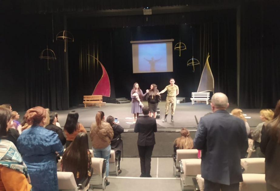 Gənc Tamaşaçılar Teatrında Milli Qəhrəman Koroğlu Rəhimova həsr edilən tamaşa nümayiş olunub