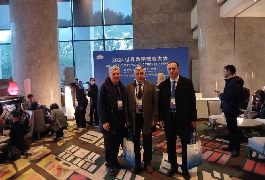 Universidad Estatal de Economía de Azerbaiyán está representada en la conferencia mundial celebrada en China