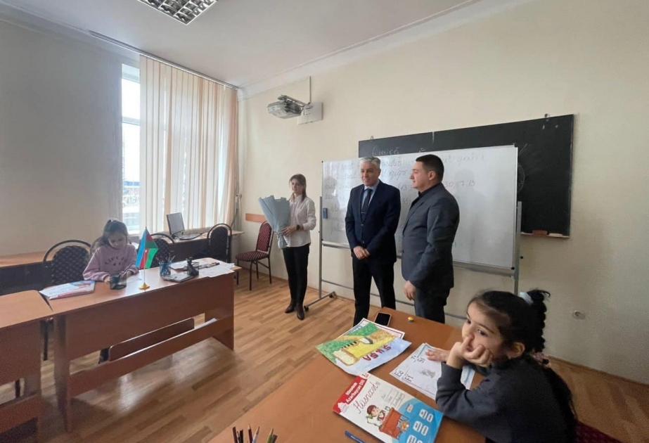 Kişineuda həftəsonu Azərbaycan dili məktəbində tədris prosesi ilə tanışlıq