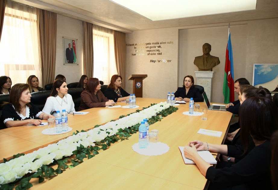 Məktəblərdə müasir metodik xidmətin təşkili məsələsi müzakirə olunub