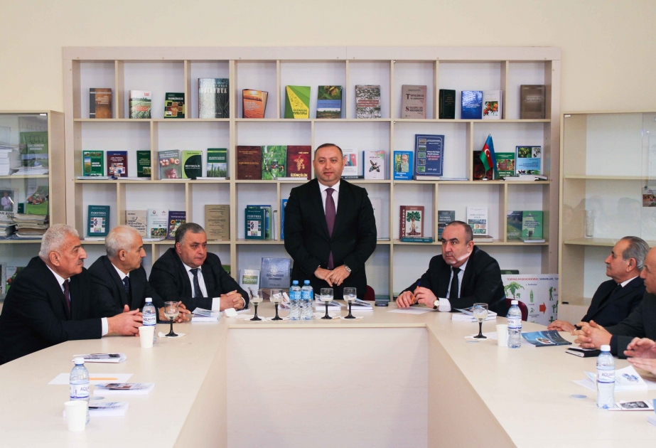 ADAU-da yeni dərs vəsaitlərinin təqdimatı olub