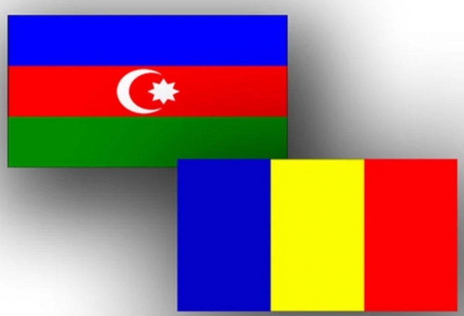 Azərbaycanın Rumıniyadakı səfirliyində yaradılan səsvermə məntəqəsi seçiciləri gözləyir