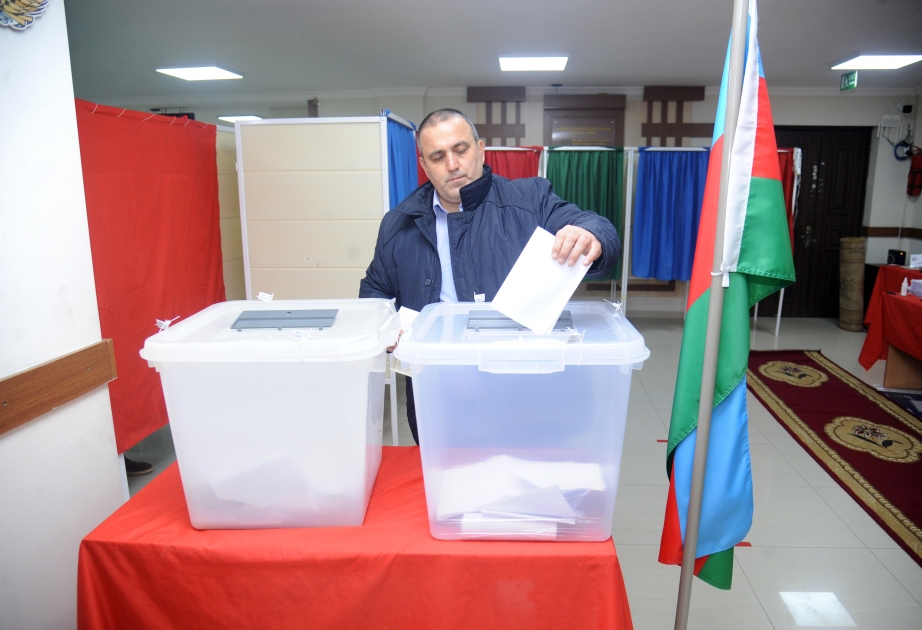 Xətai rayonunda məntəqələrdə səsvermə mütəşəkkil qaydada keçir