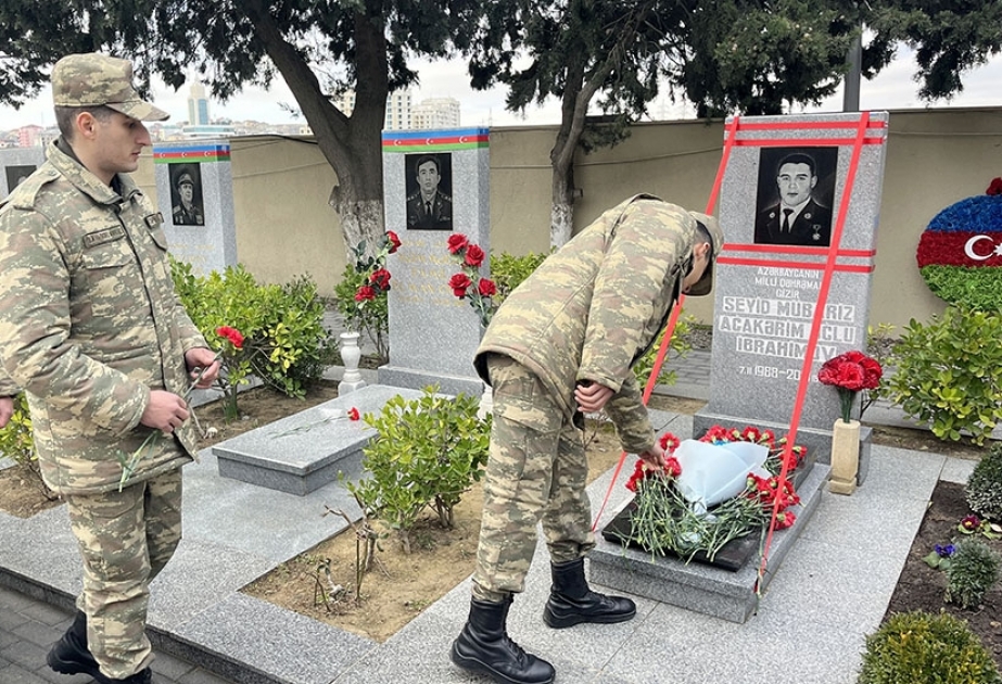 Milli Qəhrəman Mübariz İbrahimovun doğum gününə həsr olunan mərasimlər keçirilib