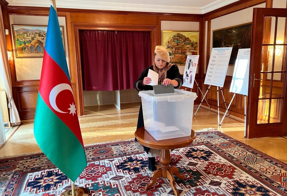 Azərbaycanın Avstriyadakı səfirliyində səsvermə prosesinə start verilib