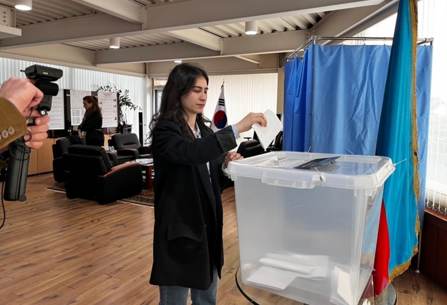 Concluye en la República de Corea la votación para las elecciones presidenciales de Azerbaiyán