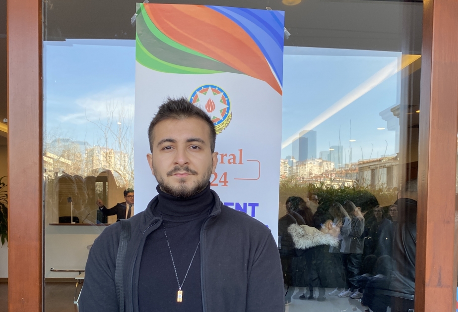 Azərbaycanlı tələbə: Hər kəs qürurlu, əmin addımlarla seçkiyə gəlirdi
