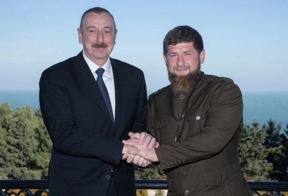 El Jefe de la República de Chechenia felicita al presidente Ilham Aliyev por su victoria en las elecciones