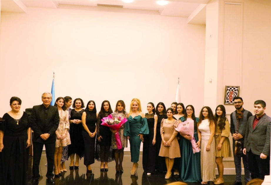 Bakıdakı Rus evində “Gənc istedadların musiqi dünyası” adlı konsert keçirilib