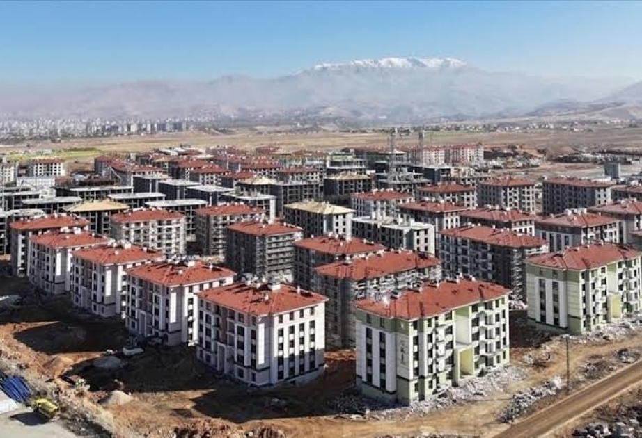 Türkiyənin zəlzələ bölgəsində bir ildə 300 mindən çox ev təhvil veriləcək