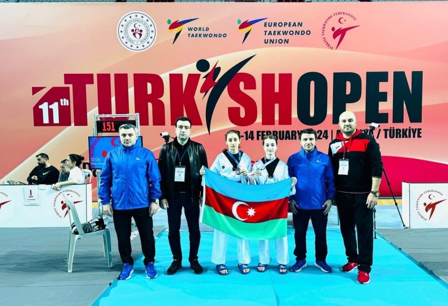 Azerbaijani female taekwondo fighters claim two medals at Turkish Open tournament