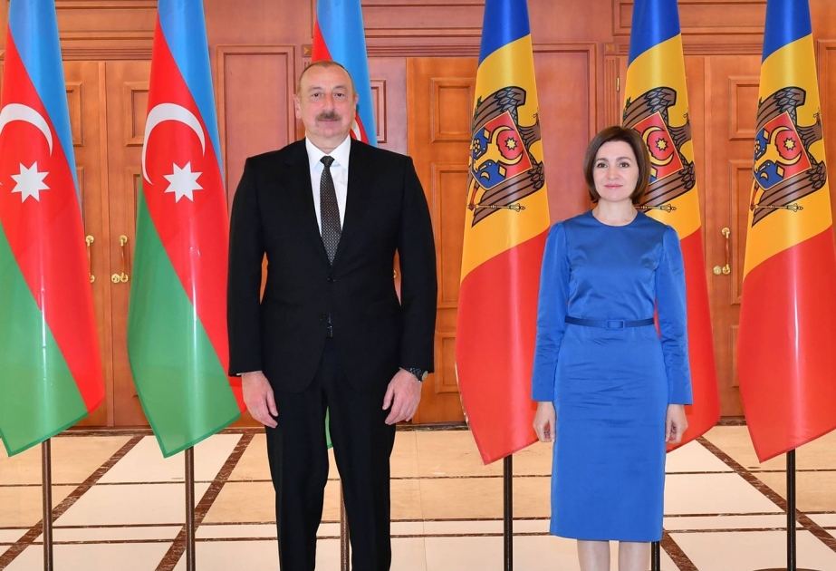 Präsidentin von Moldau telefoniert mit Präsident Ilham Aliyev