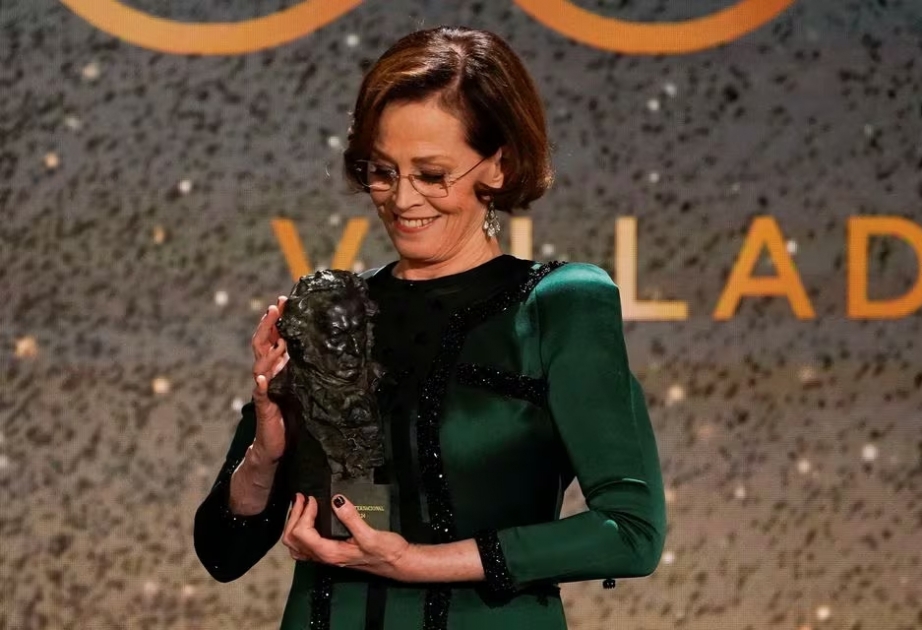 Сигурни Уивер получила награду Goya Awards в Испании