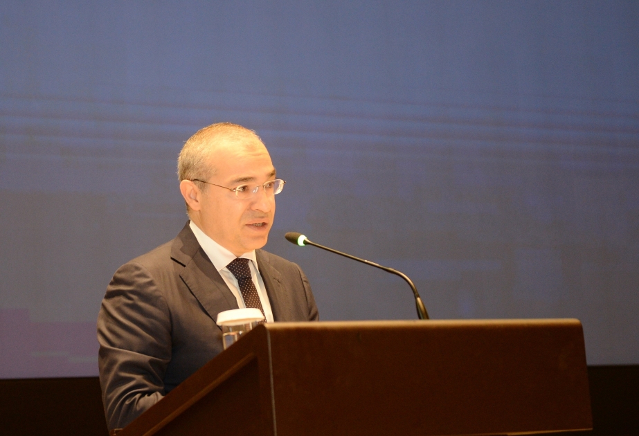 Ministro de Economía: “Me gustaría que tuviéramos la oportunidad de dotar de energía verde renovable al menos a una de las zonas industriales”