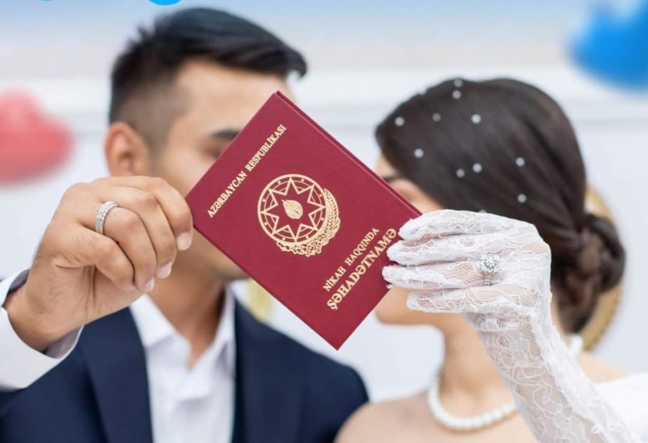 截至目前，有近30 万对新人在ASAN xidmet便民服务中心登记结婚