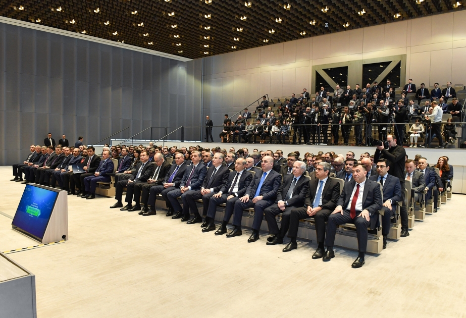 “Vergi sistemi yeni inkişaf dövründə: davamlı iqtisadiyyat üçün strateji hədəflər” mövzusunda forum keçirilib