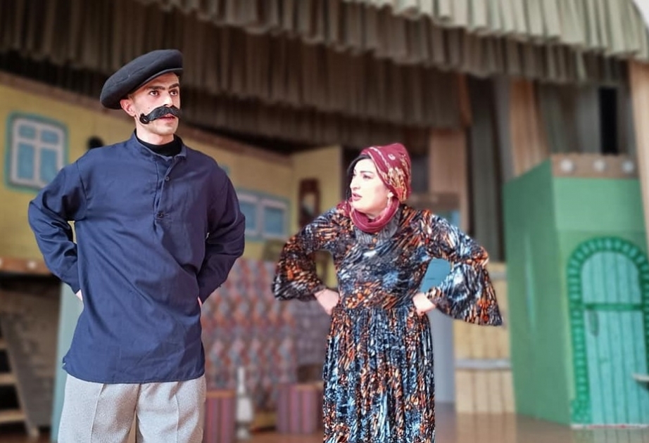 Qusar Dövlət Ləzgi Dram Teatrı “Yeni müdir” tamaşasını təqdim edib