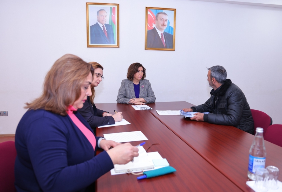 Bahar Muradova Horadizdə vətəndaşların müraciətlərini dinləyib