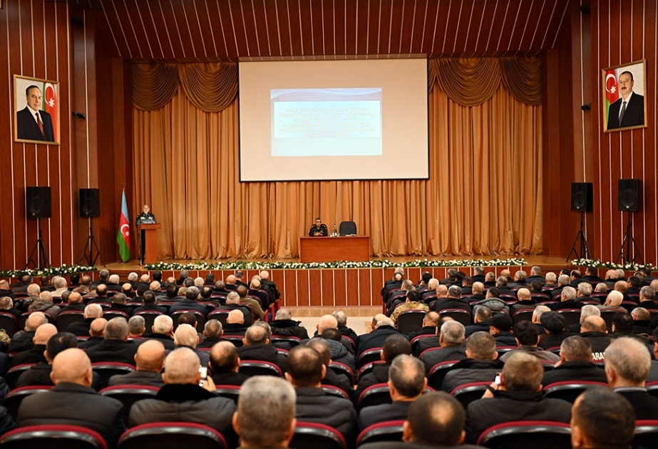 Xüsusi təyinatlı təhsil müəssisələrinə qəbulla bağlı görüş keçirilib