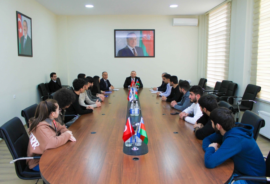 ADAU-da ikili diplom proqramının akademik heyəti və tələbələri ilə görüş keçirilib