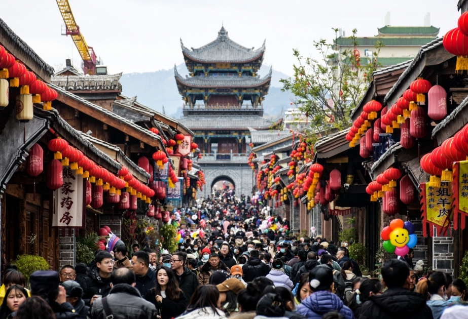 China's domestic tourism market surges during Spring Festival holiday