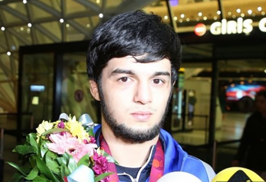 Bürünc medal qazanan güləşçi: Çəkdiyim əziyyətin bəhrəsini gördüm
