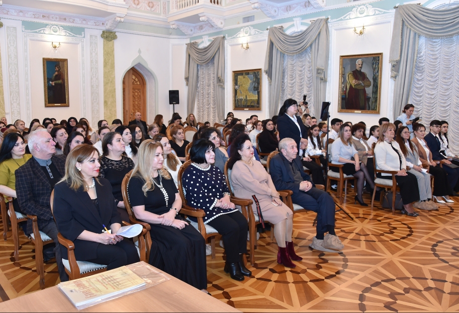 Ədəbiyyat Muzeyində tədbir: Mənim ana dilim - mənim kimliyim