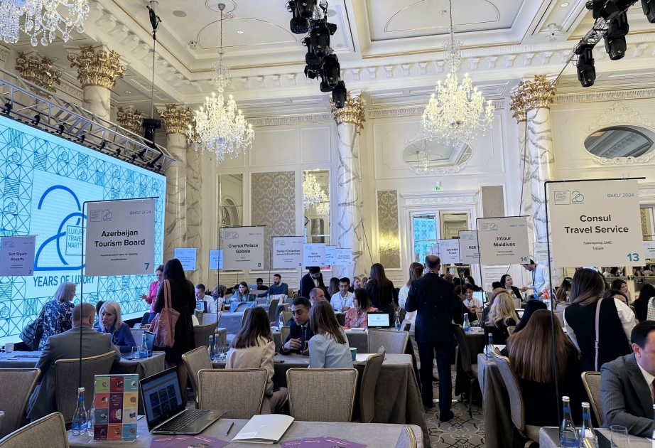 Se presenta el potencial turístico de Azerbaiyán