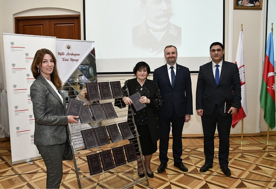 Bakıda “Polşalı Nobel” kitabının təqdimatı olub