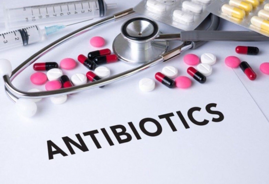 Təyyar Eyvazov: Qripli xəstədə bakterial ağırlaşma yoxdursa, antibiotikin işlədilməsi zərərlidir