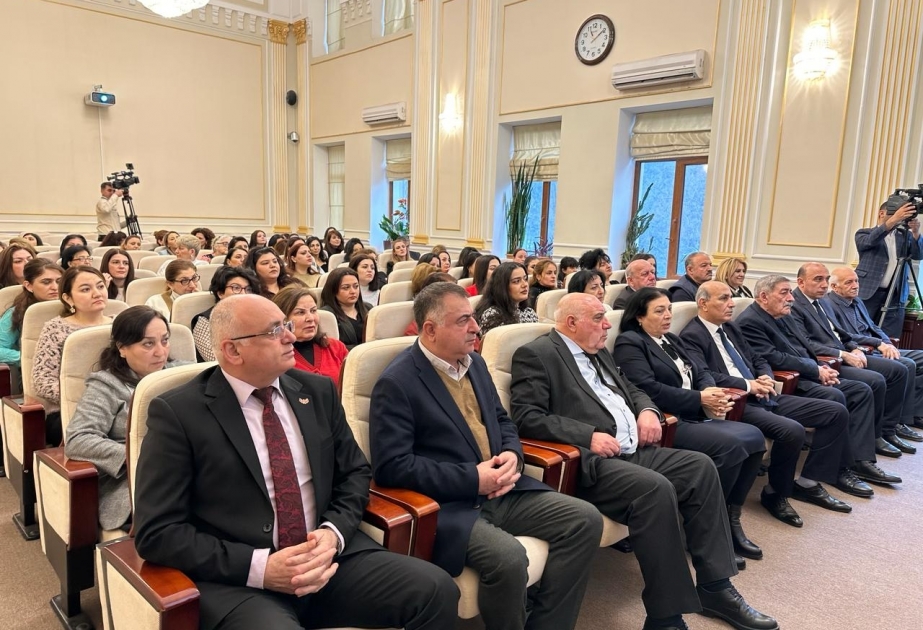 Dilçilik İnstitutunda Beynəlxalq Ana Dili Günü qeyd edilib