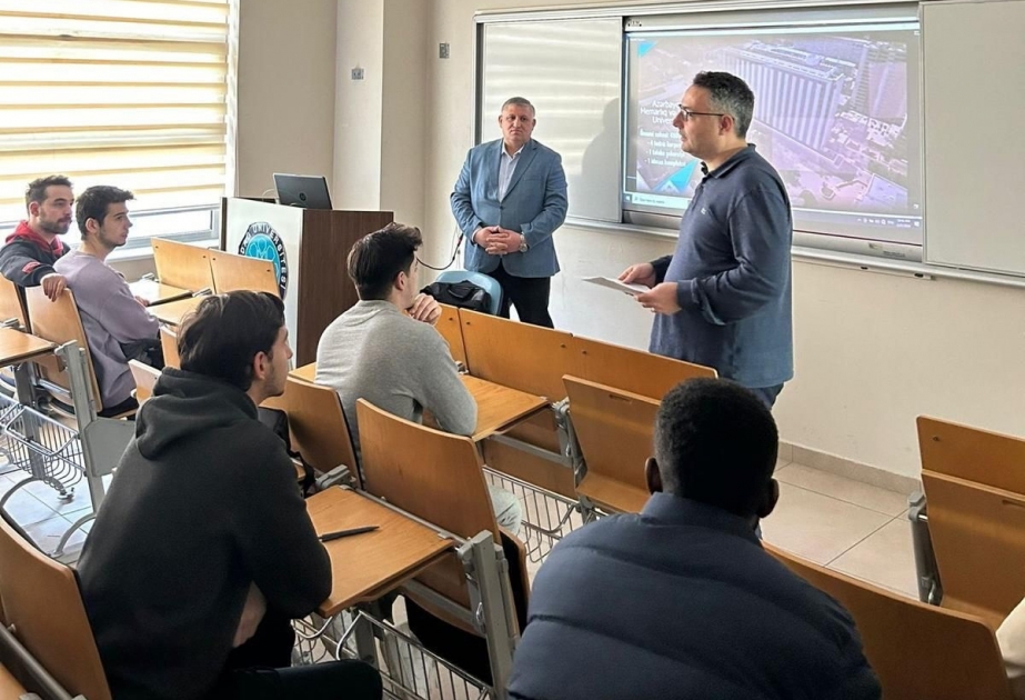 AzMİU-nun müəllimi Türkiyədə tələbələr üçün seminarlar keçirib