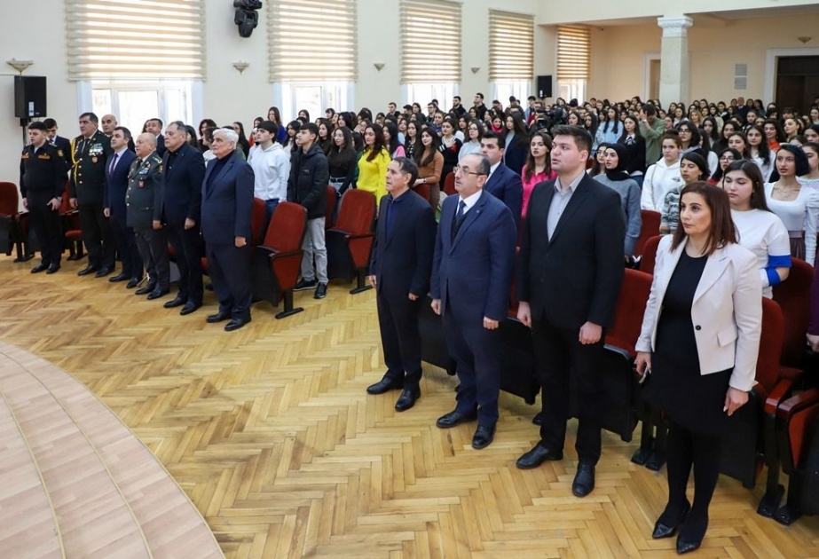 “Əsgərin kitab rəfi” aksiyası çərçivəsində silsilə tədbirlərə start verilib