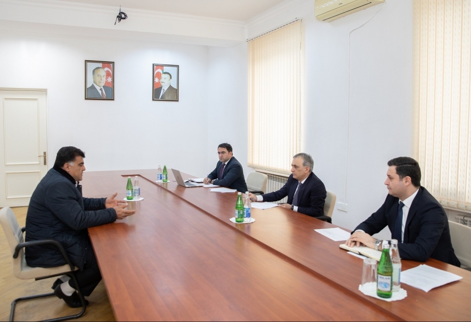 “Aqroservis” ASC-nin sədri Goranboyda vətəndaşları qəbul edib