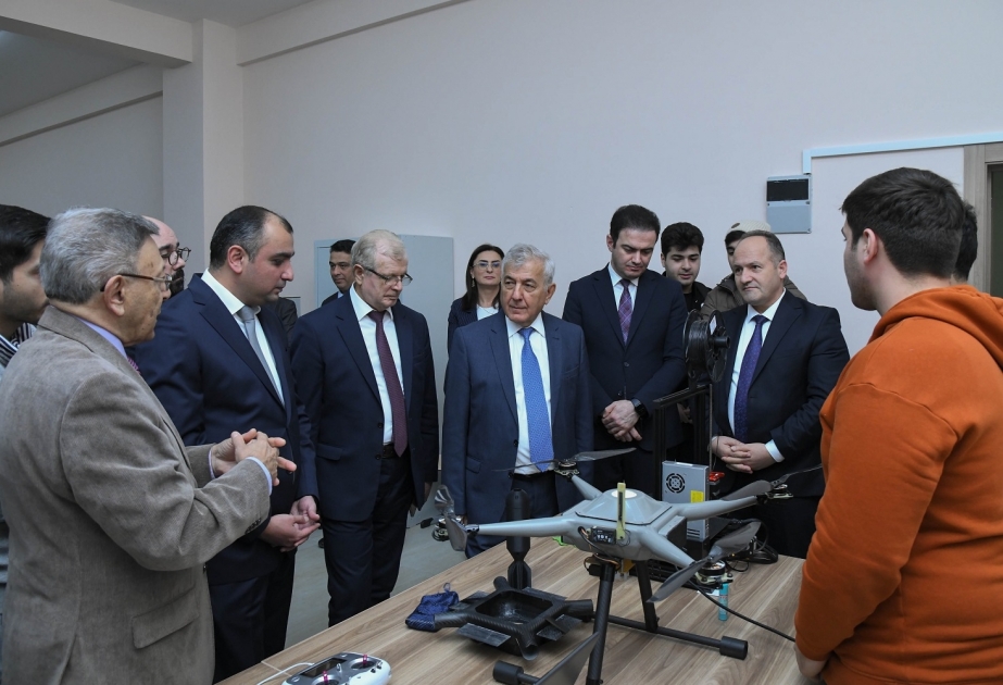 BMU tələbələrinin layihələrindən ibarət sərgi-təqdimat keçirilib