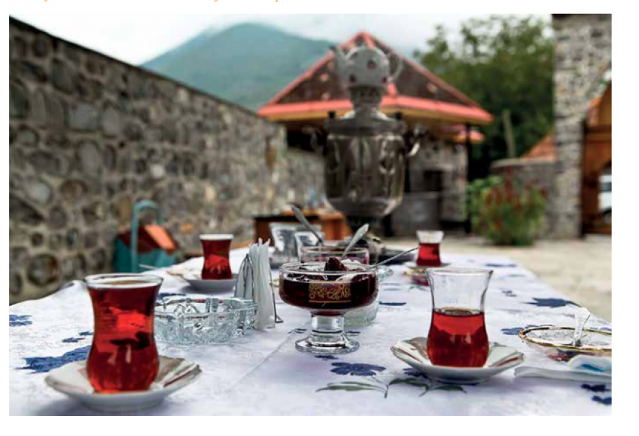 Siguiendo las tradiciones: Ritos familiares de Azerbaiyán