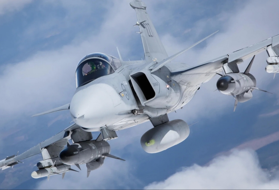 Macarıstan İsveçdən 4 ədəd “Gripen” qırıcı təyyarəsi alacaq