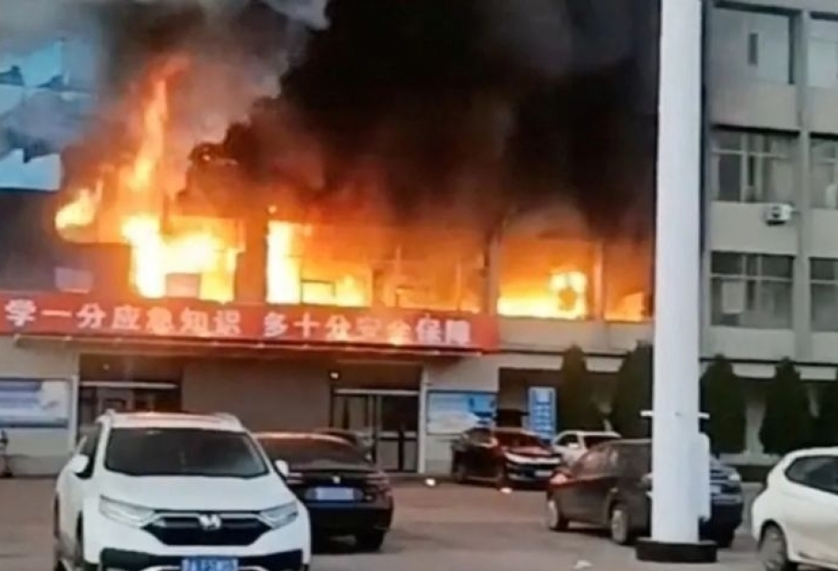 15 dead in building fire in east China