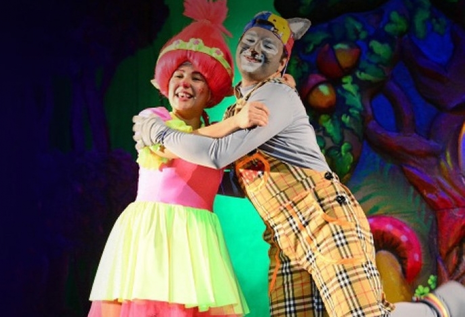 “Şən Elf və cadugər” yenidən Gənc Tamaşaçılar Teatrının səhnəsində