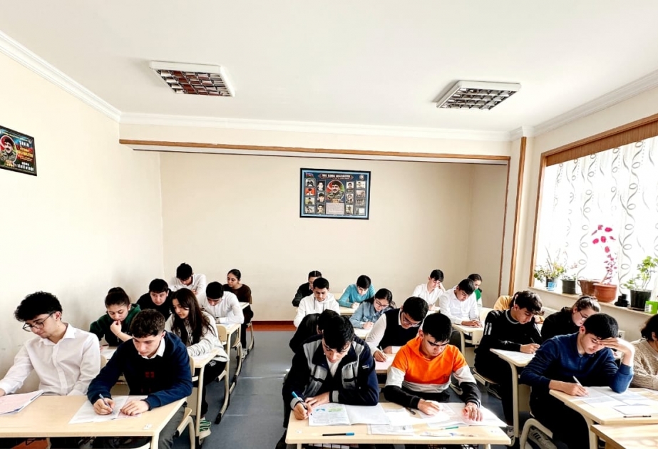 Fənn olimpiadalarının yarımfinalında Naxçıvan üzrə 338 şagird biliyini sınayıb