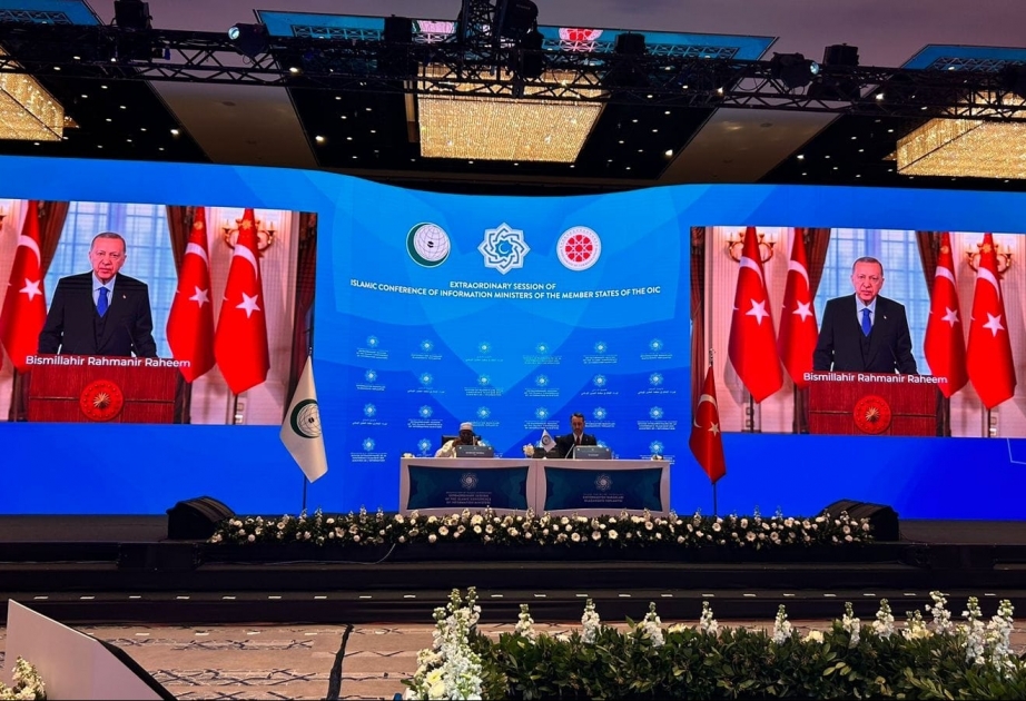 Azərbaycan İƏT-in İstanbulda keçirilən nazirlər konfransının sessiyasında təmsil olunub