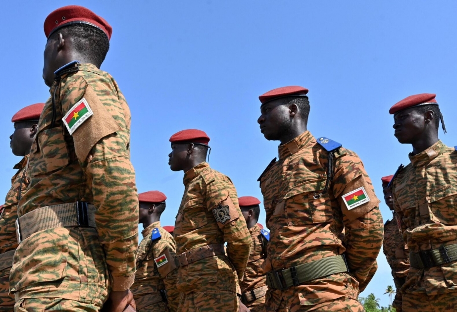 Burkina-Fasoda kilsəyə və məscidə hücum nəticəsində onlarla insan qətlə yetirilib