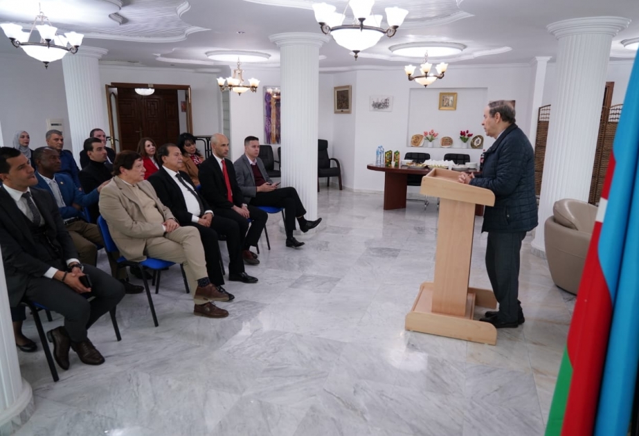 Azərbaycan səfirliyi Əlcəzairdə mina təhlükəsizliyinə dair konfrans keçirib