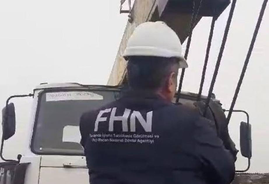 Gəncənin Totanlı küçəsində təhlükəli avtokranın fəaliyyəti dayandırılıb