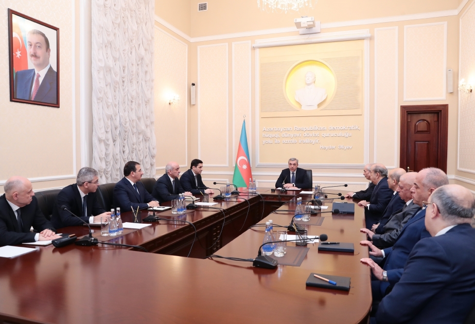Руководитель Администрации Президента Самир Нуриев представил коллективу новоназначенного министра юстиции