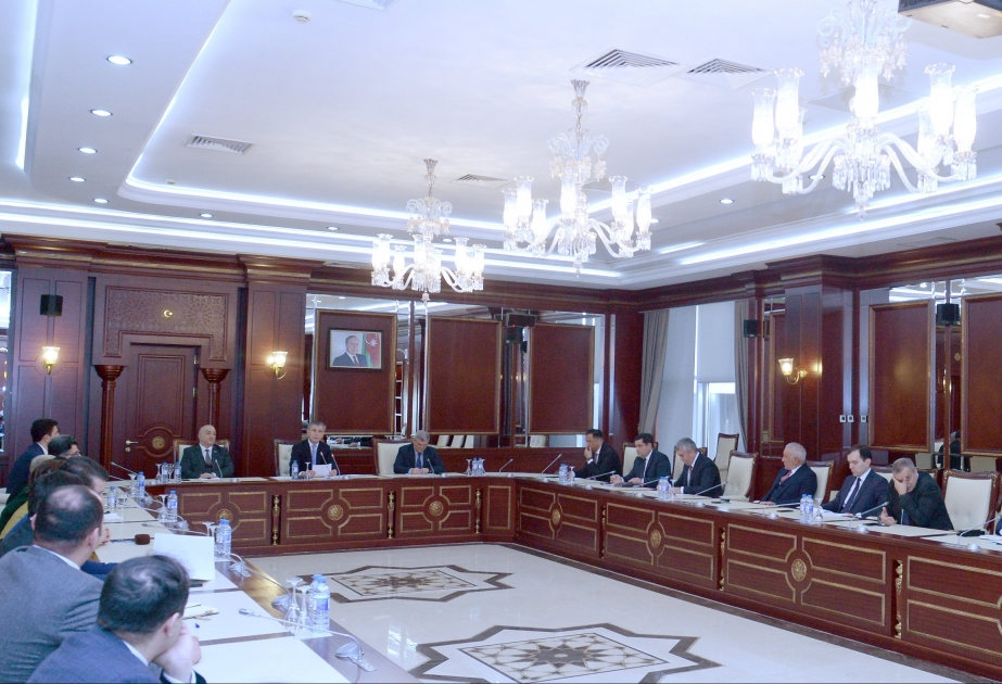 Milli Məclisin komitə iclasında ombudsmanın ötən il üçün illik məruzəsi müzakirə olunur