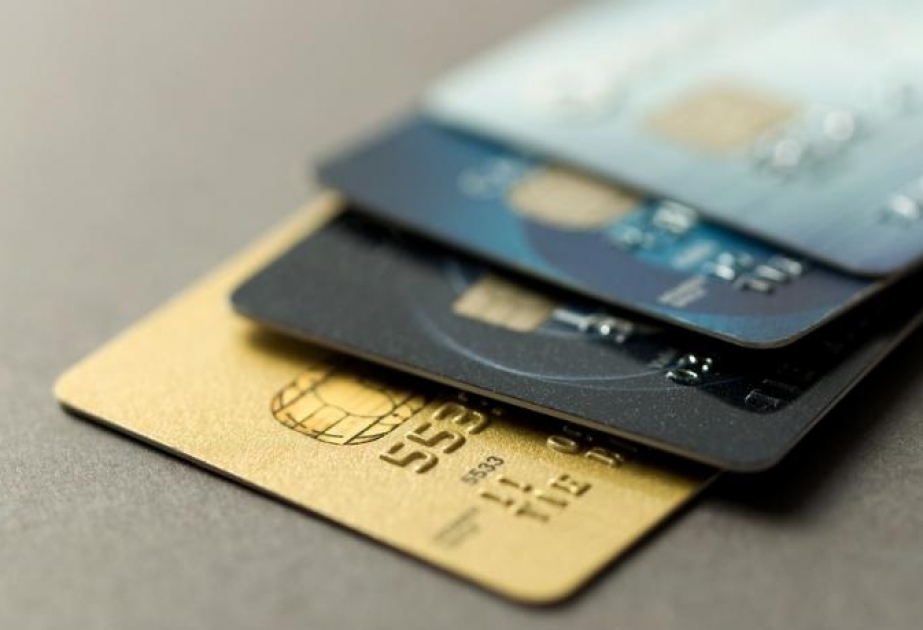 Əcnəbilərin bank kartları ilə əməliyyatları 10 faizədək artıb