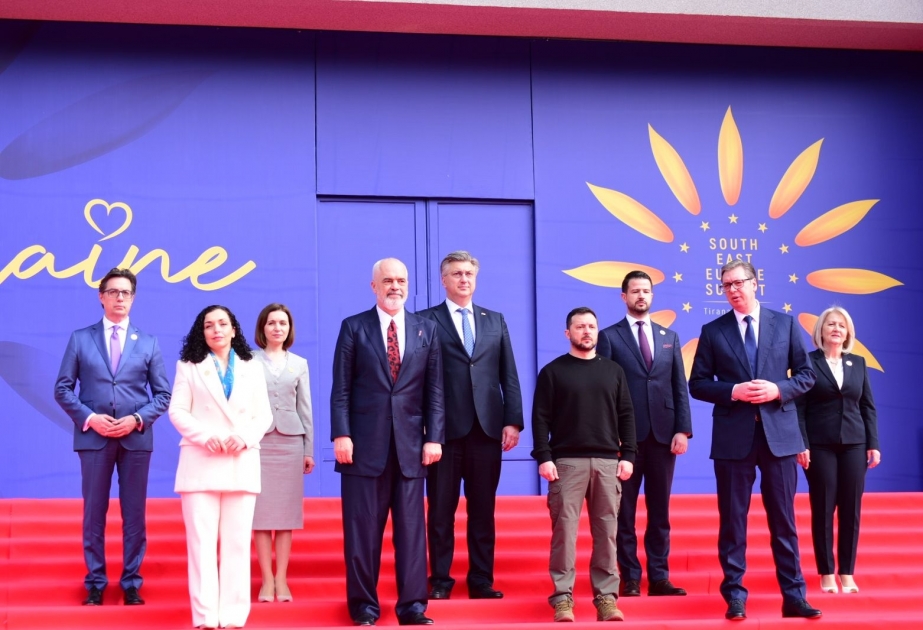 Volodimir Zelenski Balkan ölkələrini birgə silah istehsalına çağırıb