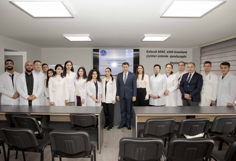 ATU-nun rektoru universitetdə yeni fəaliyyətə başlayan kafedranı ziyarət edib